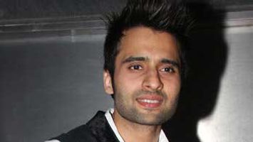 Jackky Bhagnani to shake a leg on chartbuster \'Tanki\' in \'Youngistaan\'