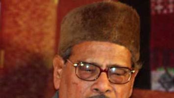 Legendary Singer Manna Dey passes away