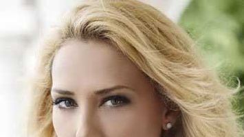 Lulia Vantur to make Bollywood debut