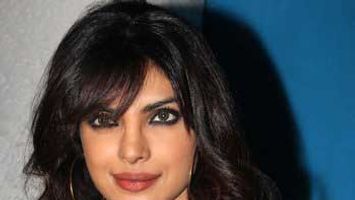Priyanka Chopra to do item number in \'Ram Leela\'