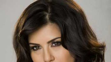 Sunny Leone dubs in Hindi for \'Jackpot\'