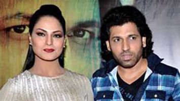 Veena Malik and Rajan Verma Promote their Movie 'Zindagi 50-50' in Kamathipura