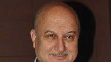Anupam Kher expressed gratitude on completing 10 years of his Acting School