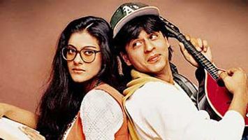 'Dilwale Dulhania Le Jayenge' Witnesses its Last Show at Maratha Mandir