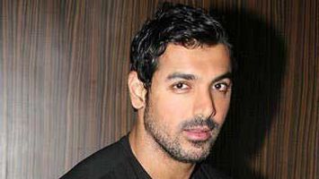 John Abraham loses 17 kilos for 'Welcome Back'