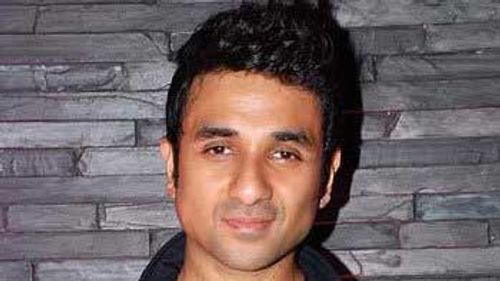 Vir Das sings two songs in \'Amit Sahni Ki List\'