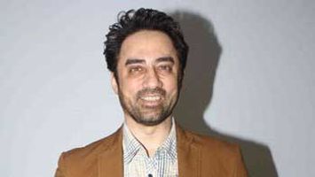 Aamir Khan's brother Faizal Khan to star in 'Chinar-Daastan-e-Ishq' and 'Jheel Jalti Hai'