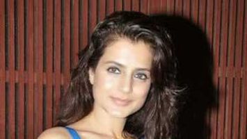 Amisha Patel all set for grand track for 'Desi Magic'