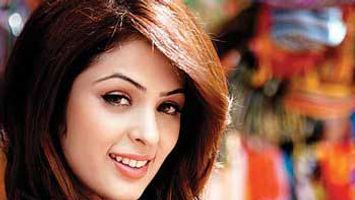 Anjana Sukhani to make her debut in Marathi films