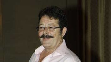 Kunal Kapoor Returns To Silver Screen After 30 Years!