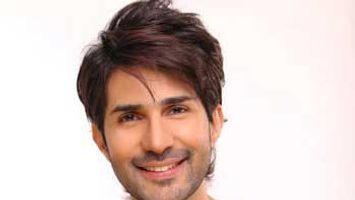 Pakistani actor-singer Adeel Chaudhry debuts in Bollywood with 'Rhythm'