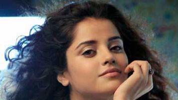 Piaa Bajpai to debut in Bollywood with 'Yeh Laal Rang'