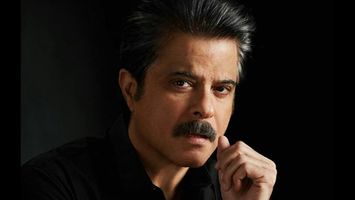 Anil Kapoor ditched using his smartphone while shooting for Fanney Khan!