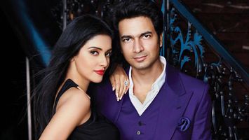 Asin & Rahul Sharma blessed with a baby girl; Akshay Kumar shares 1st pics!