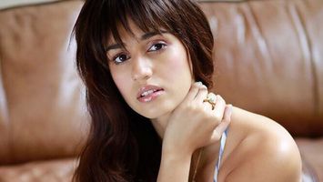 Disha Patni confirmed to play Sangamithra in the Tamil historical drama!