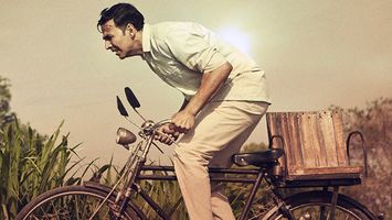 F.I.R has been logged against Akshay Kumar for plagiarising the story of Pad Man!