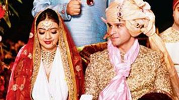 It's Official: Actor Girish Kumar admits being married!
