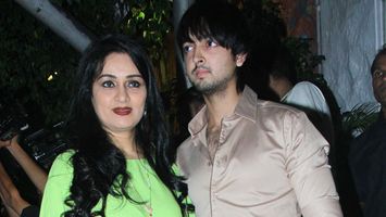 Padmini Kolhapure’s son Priyank Sharma is all set for his Bollywood debut!