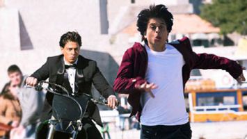 Shah Rukh Khan unleashes new movie still from Fan