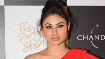 Television beauty Mouni Roy refuses to be a part of Salman Khan’s Dabangg 3!