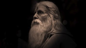 This is the final look of Amitabh Bachchan from Chiranjeevi’s Sye Raa Narasimha Reddy!