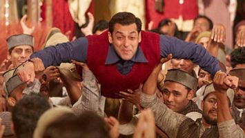 Watch: ‘Radio Song’ Ultimate Dance Track Of This Summer!