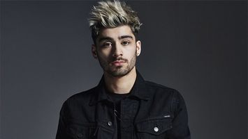 We can’t keep calm! Zayn Malik, the British sensation, sings Kailash Kher’s ‘Teri Deewani’!