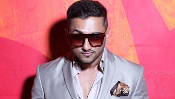 Yo Yo Honey Singh clocks 9 million followers on social media!