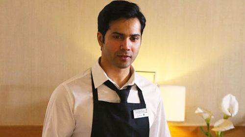 When Varun Dhawan was mistaken for a Hotel Employee by tourists!