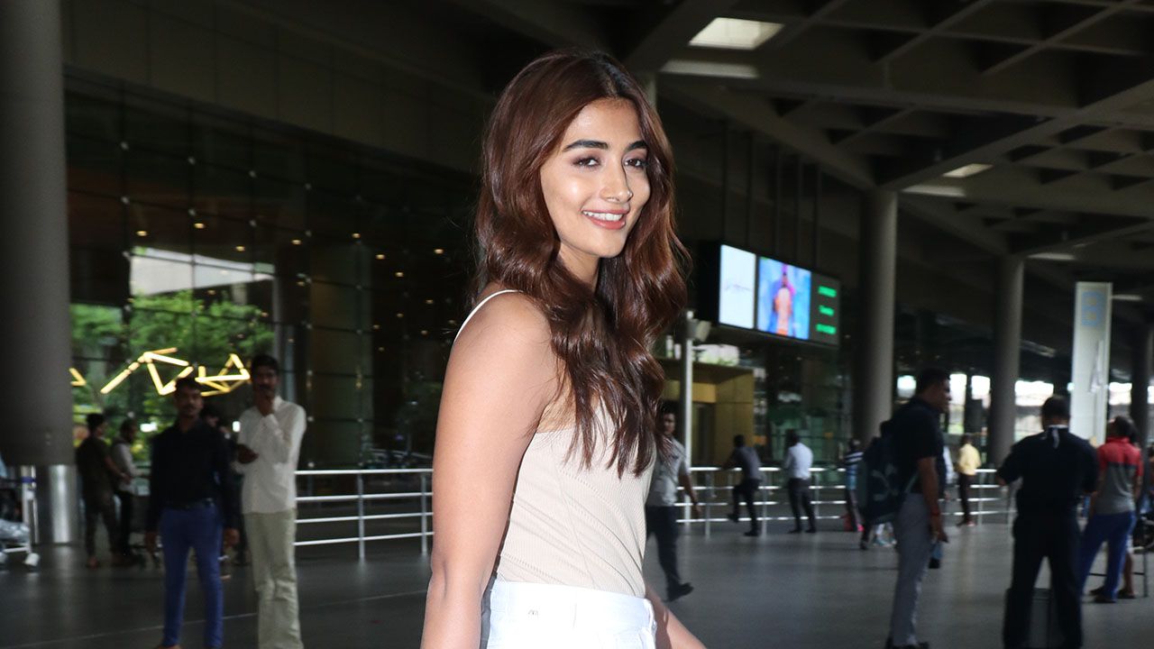 Pooja Hegde spotted at the airport departure