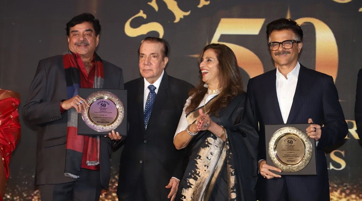 Anil Kapoor takes TWO AWARDS at home! Audiences give a Standing Ovation!