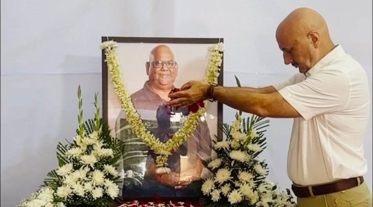 Anupam Kher SHARES An Emotional Farewell Note For His Late Friend Satish Kaushik (View Post)