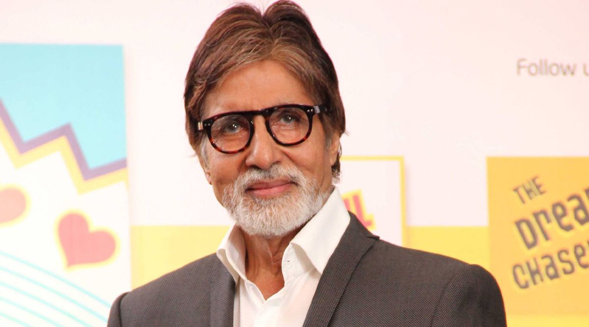 Mega Star Amitabh Bachchan WARNS Fans Not To Gather Around His Home JALSA's Gate