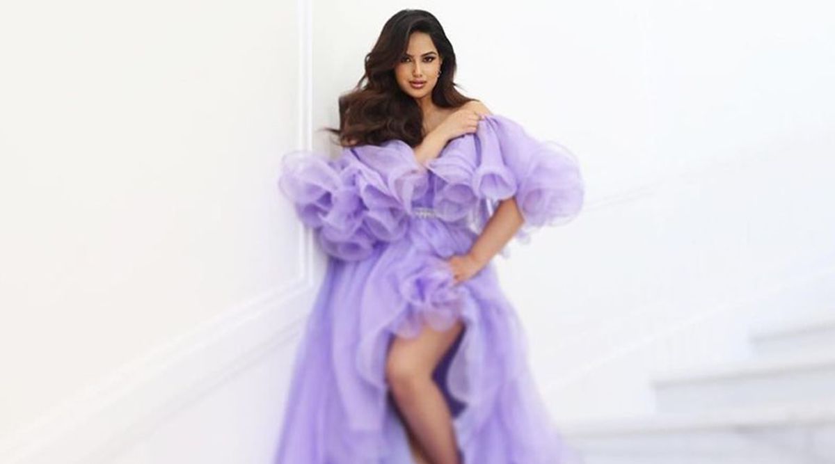 Harnaaz Sandhu in Lavender Tulle Gown TOTALLY STOLE the show! She definitely ROARED at the right time!