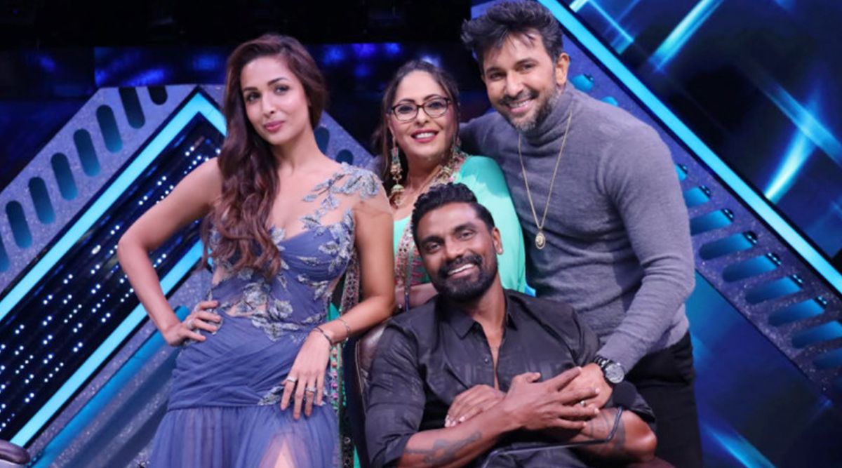 India's Best Dancer 3:  Special Guest Remo D'Souza Dubs 'Behtereen Terah' Contestant Akshay Pal "Masterji" During The 'Grand Premiere'