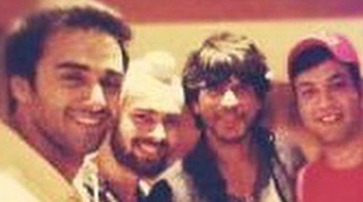 Fukrey 3: Director Mrigdeep Singh Lamba Shares Old Fun BTS Picture Of Starcast With Shah Rukh Khan, Writes 'Jawaan fukrey!'