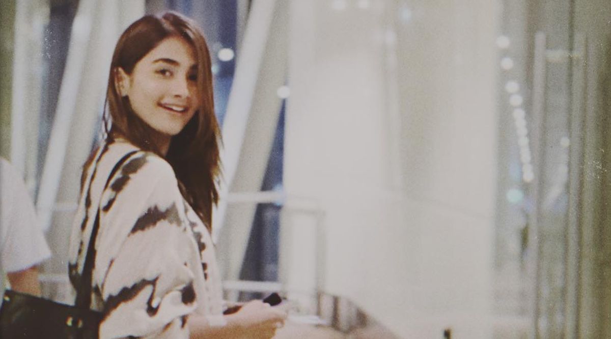 Pooja Hegde makes her way to Bangkok; shares a picture