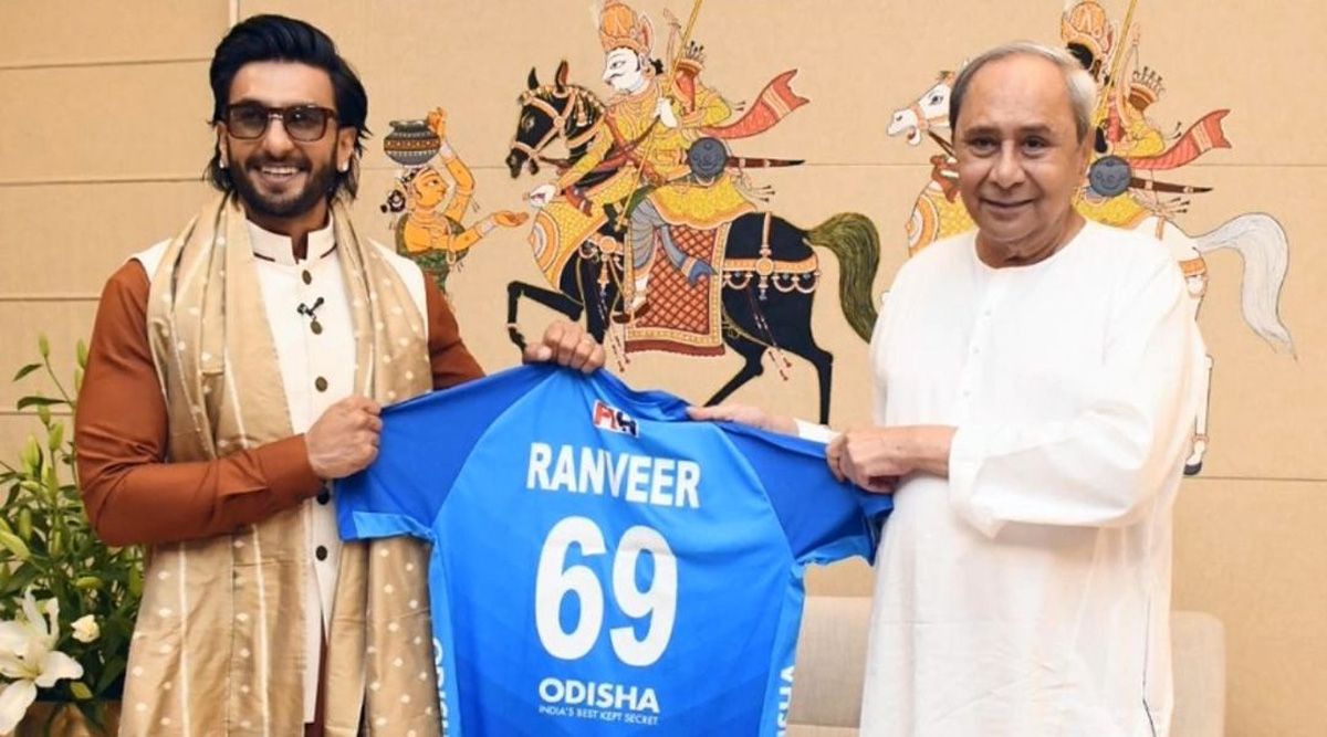 Bollywood star Ranveer Singh was welcomed with a shawl and a hockey jersey by CM Naveen Patnaik; Know more Here!
