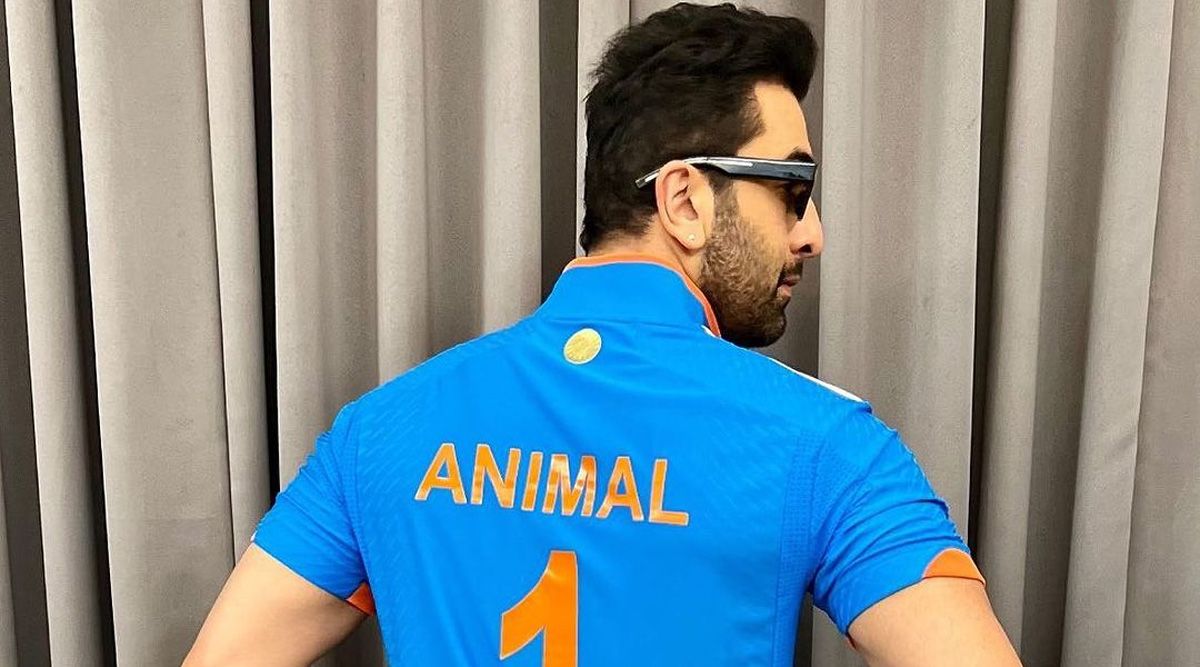 Watch Animal Star Ranbir Kapoor's Epic Gesture To Support Team India In The SEMI-FINAL!