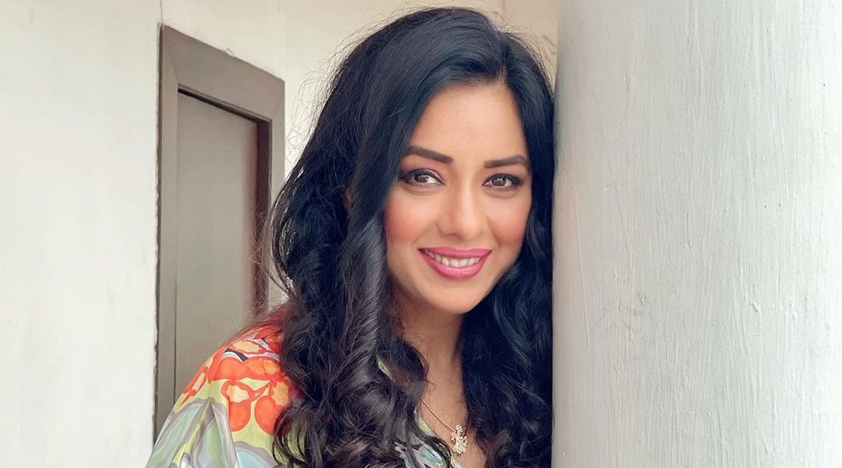 Rupali Ganguly gets candid about her struggle period in the industry; says 'I was once a waiter at a party where Papa was a guest'