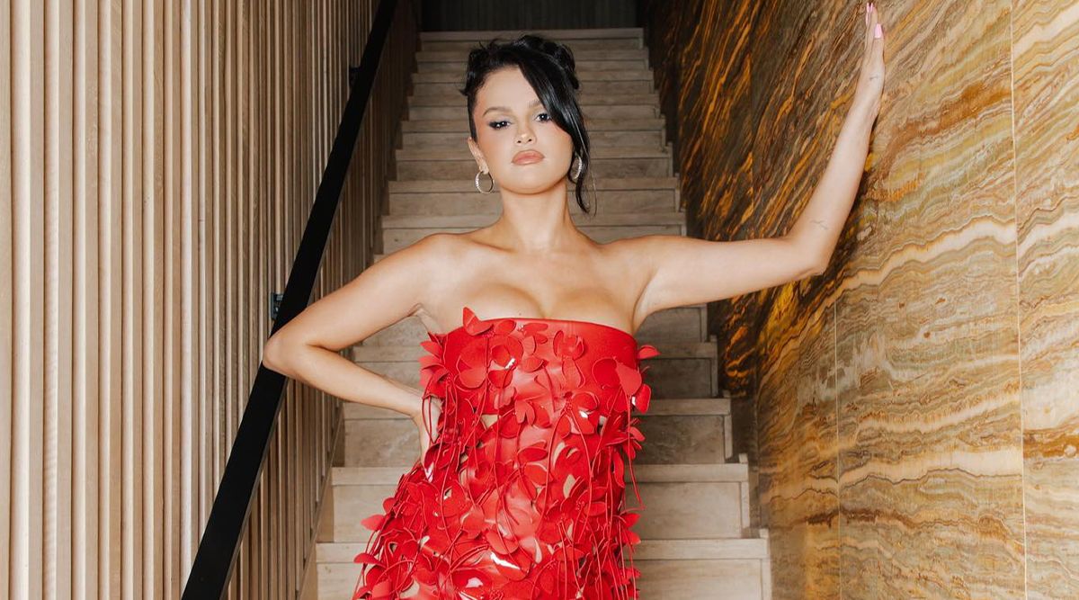 Selena Gomez Looks Like A HOT MIRCHI In Cleavage Revealing Red Dress, Taking The Internet By Storm! (View Post)