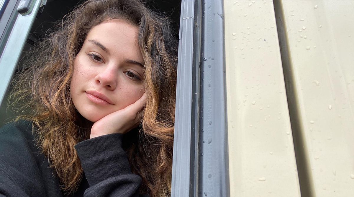 International singer Selena Gomez SHARES a NO FILTER selfie with natural glow and pens caption as ‘ME’