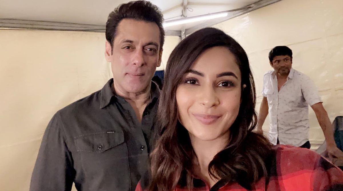 Shehnaaz Gill Drops A CUTE Selfie With Salman Khan Ahead Of Kisi Ka Bhai Kisi Ki Jaan Release (View Pic)