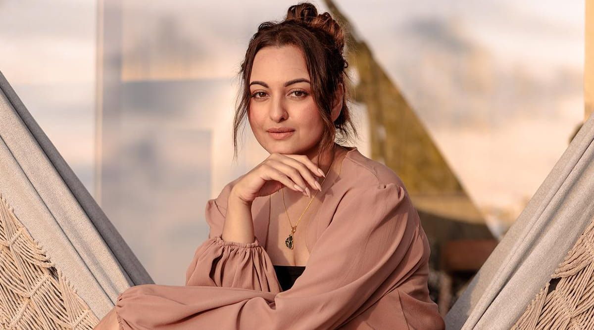 "Are You Stupid"- Sonakshi Sinha Angrily Blasts At People For This Reason!