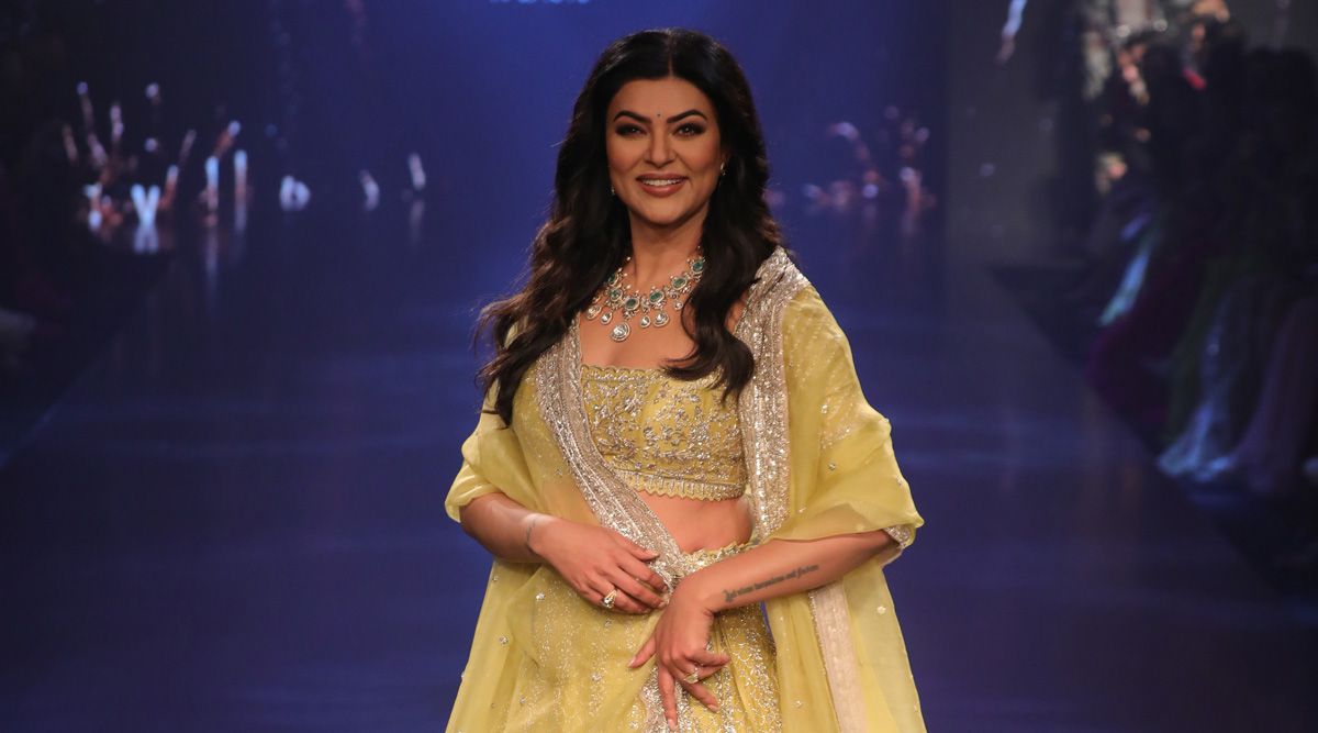 Sushmita Sen Walks The Ramp At Lakme Fashion Week After Battling Heart Attack; Fan Says, ‘Ramp Was Made For You…’ Read How Netizens Reacted! 