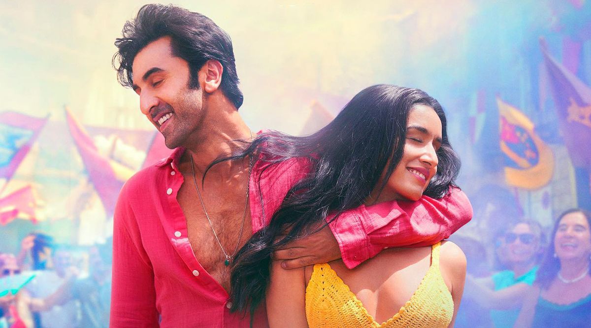 A teaser video of Ranbir Kapoor and Shraddha Kapoor's song Tere Pyaar Mein from TU JHOOTHI MAIN MAKKAAR is out!