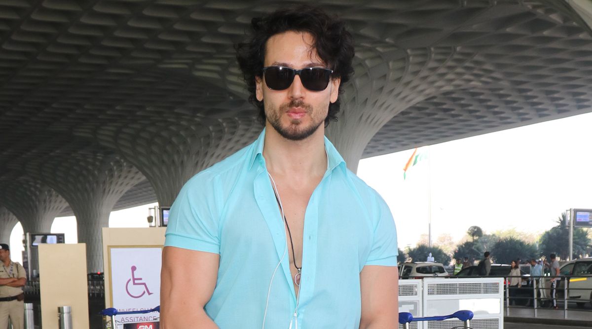 At the airport, Tiger Shroff was spotted.