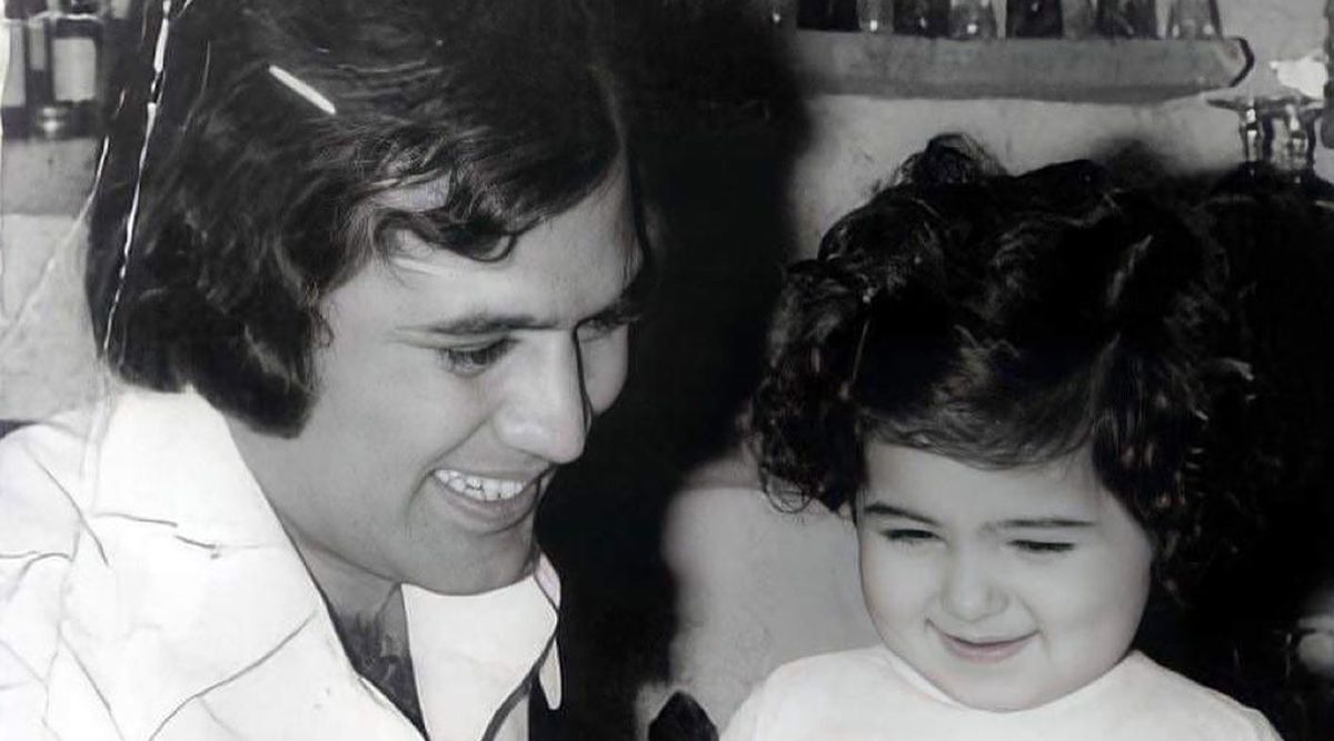Look at this ADORABLE image of Twinkle Khanna and late Legendary Actor Rajesh Khanna; See picture! 