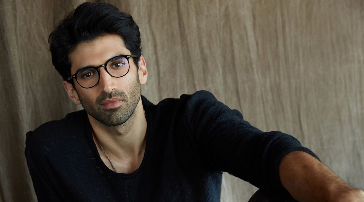Aditya Roy Kapur says that he is still waiting for Ranbir Kapoor to throw his bachelorette party!