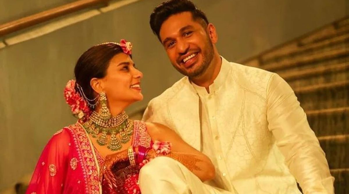 Arjun Kanungo and Carla Dennis are now husband and wife! couple ties the knot in an intimate ceremony